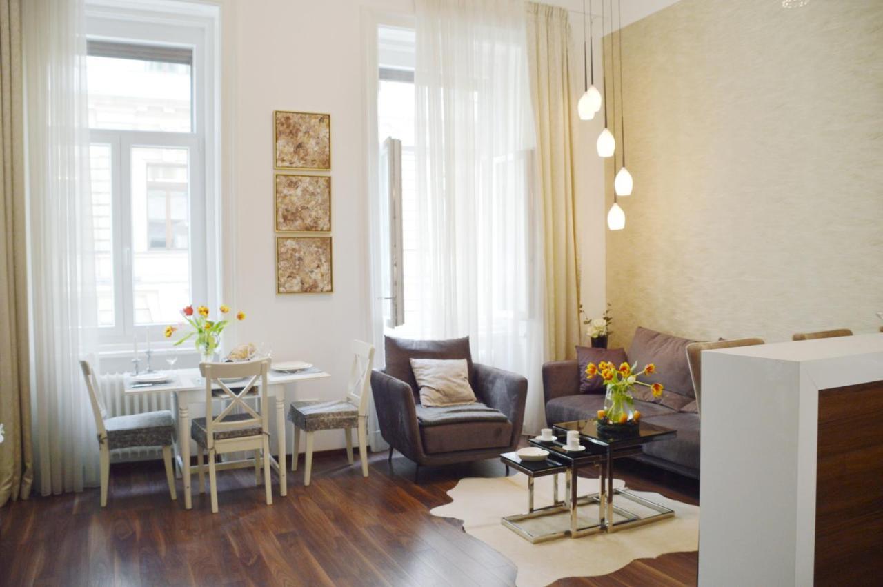 Cozy App Heart Budapest Esterno foto