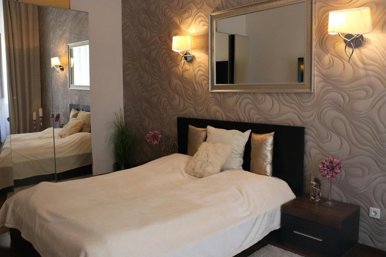 Cozy App Heart Budapest Esterno foto
